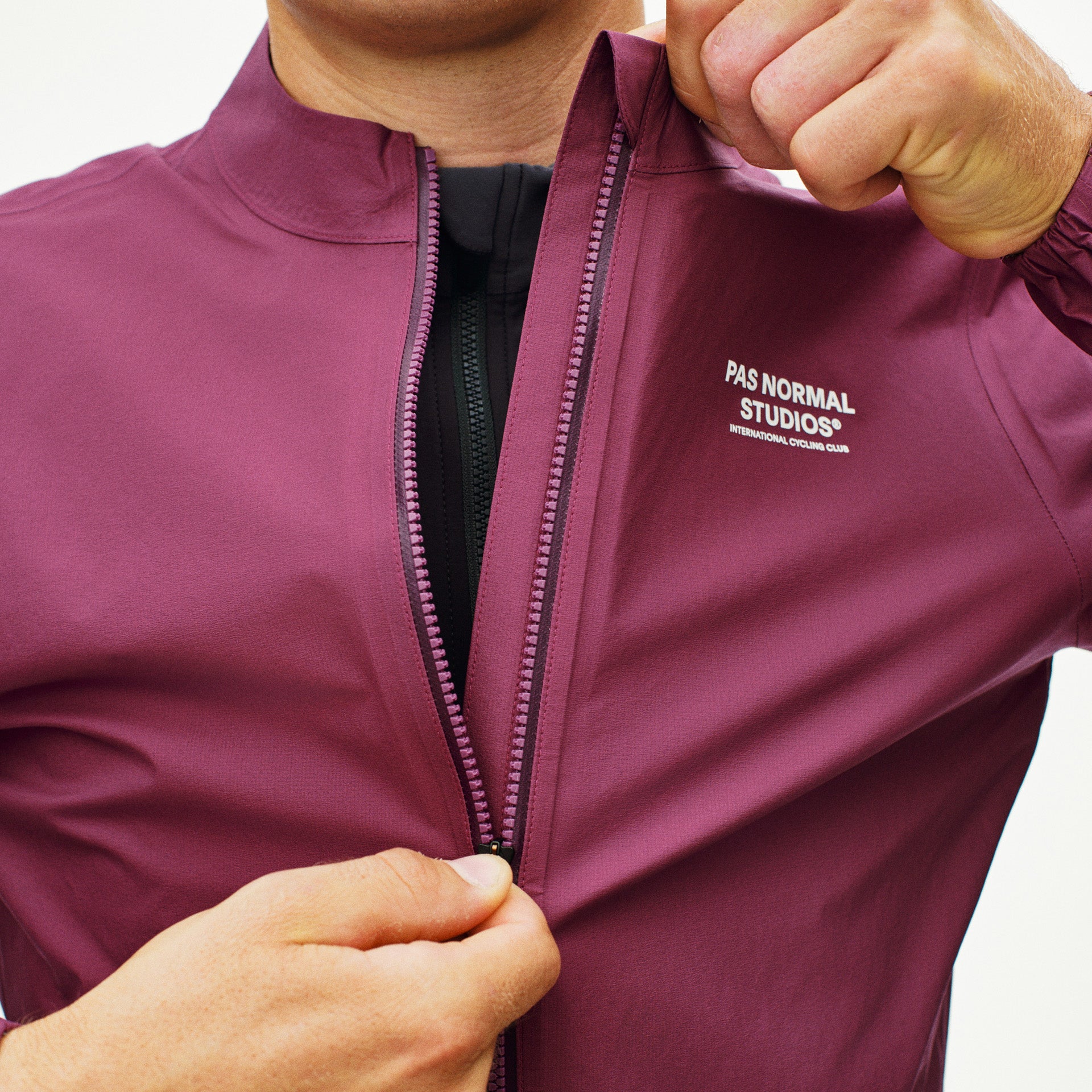 Men's Mechanism Rain Jacket - Plum