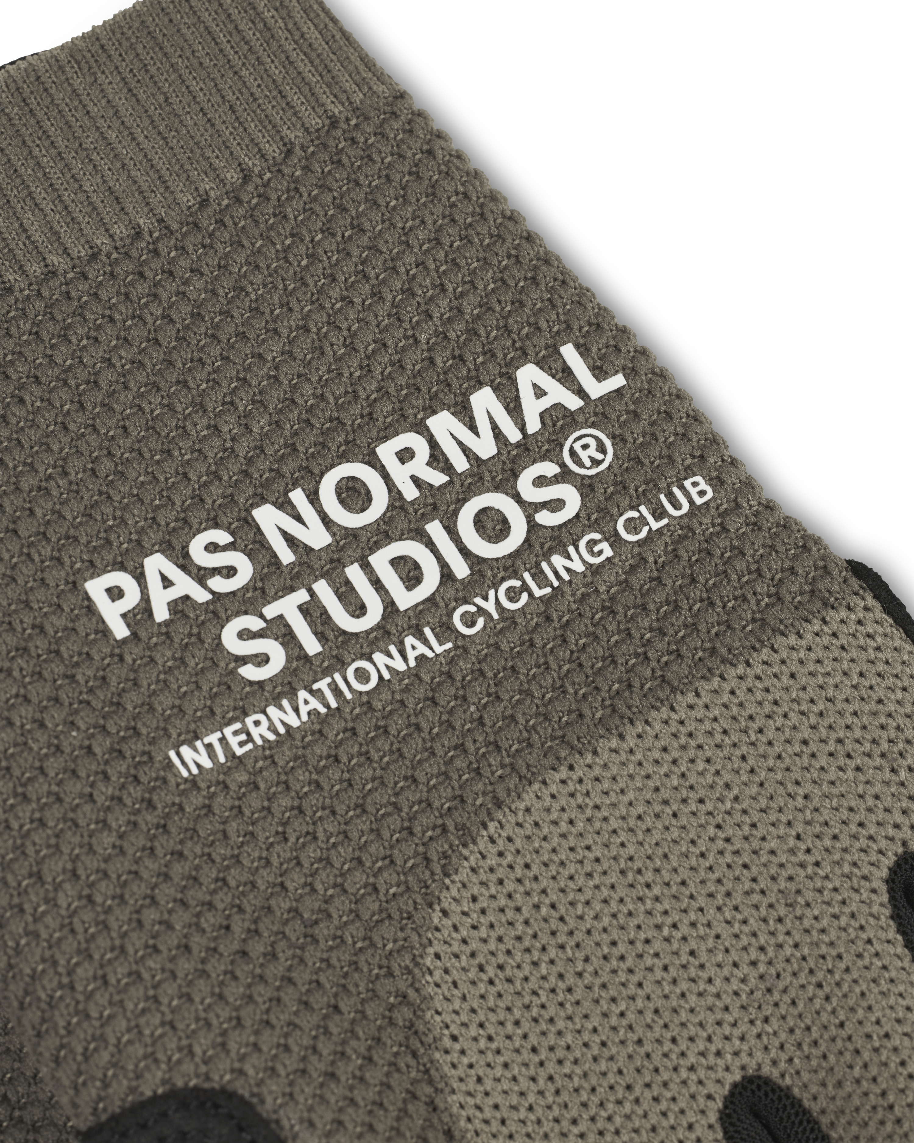 Escapism Gloves - Earth