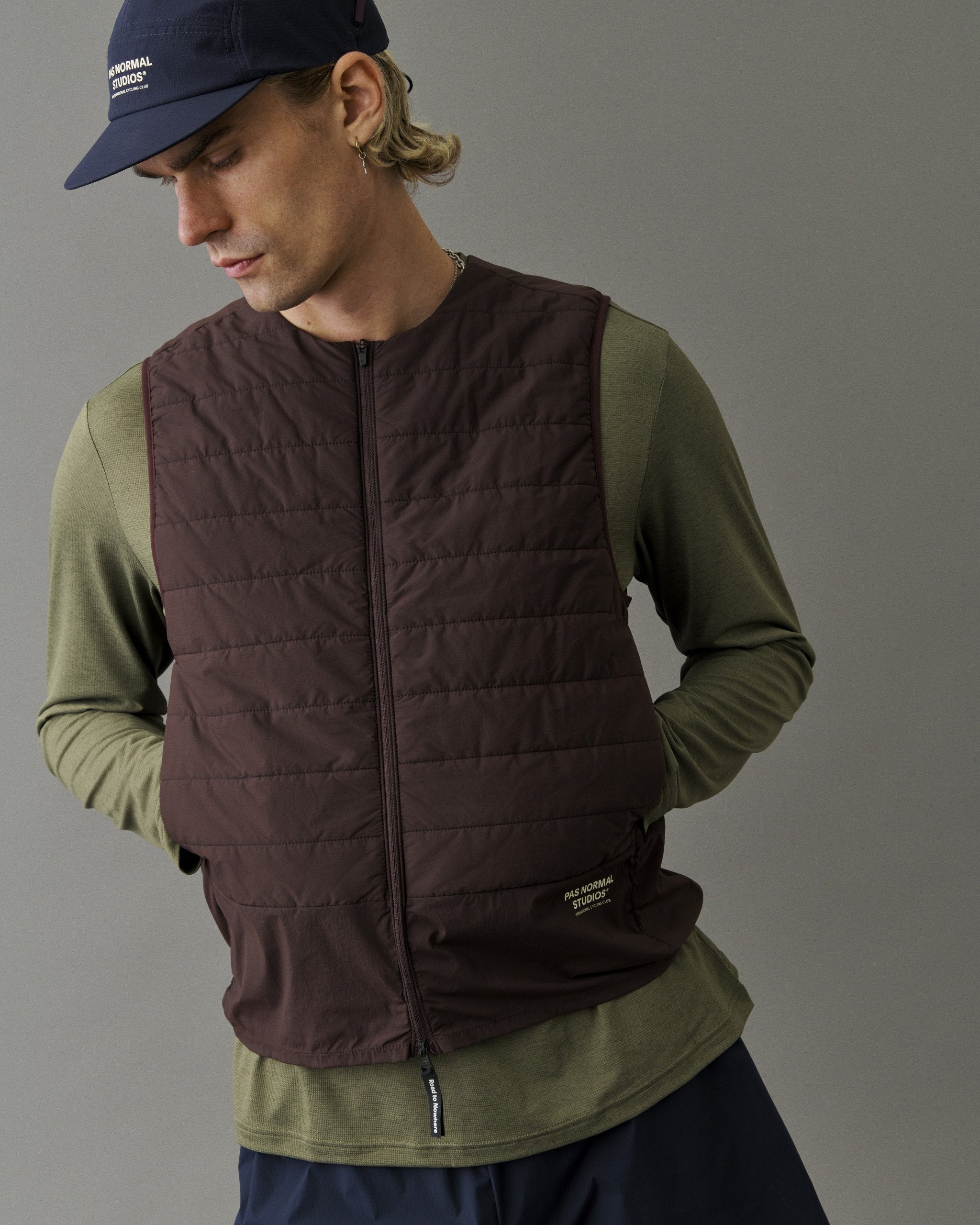 Men's Balance Insulated Vest - Dark Red