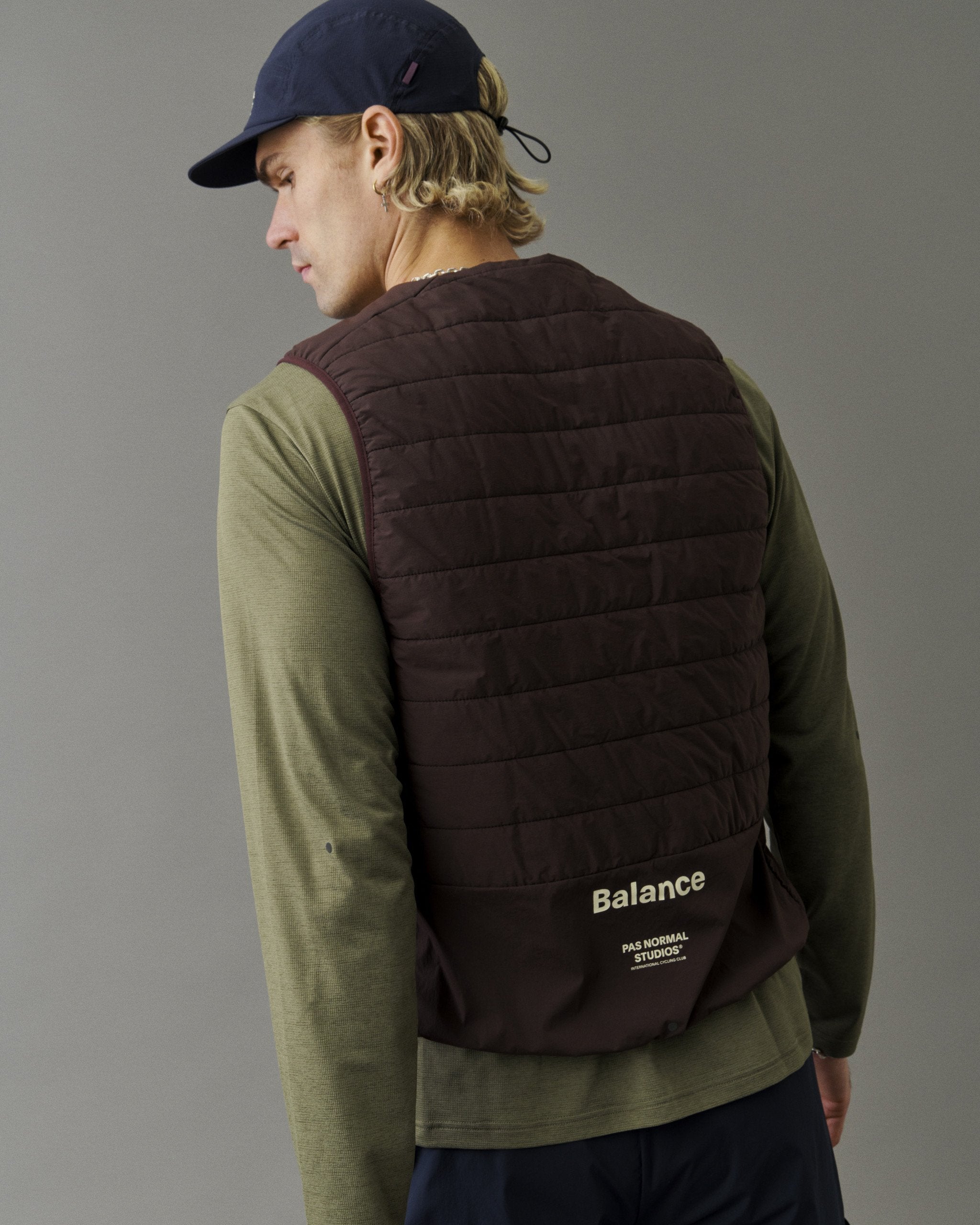 Men's Balance Insulated Vest - Dark Red