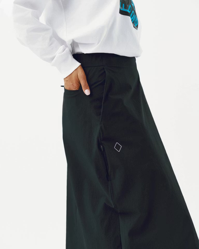 Off-Race Tech Skirt - Black