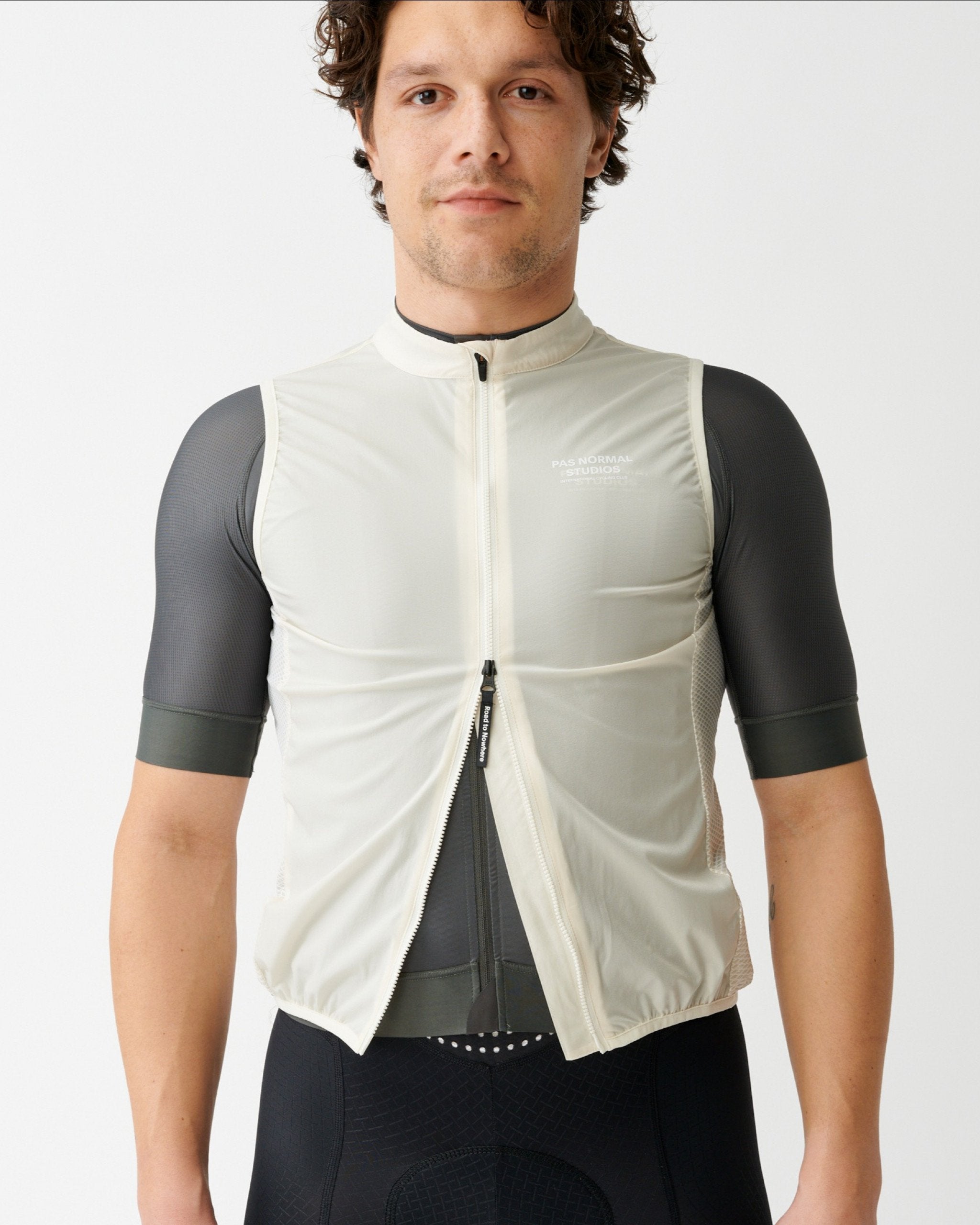 Mechanism Stow Away Gilet - Off White