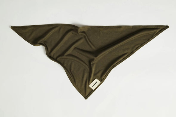 #TRIANGLE SCARF - OLIVE